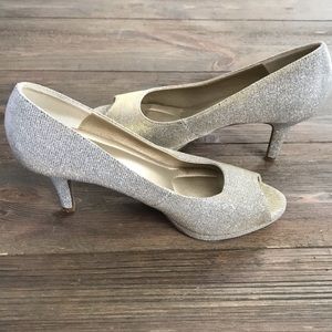 Like New👉🏻Special Occasion Heels